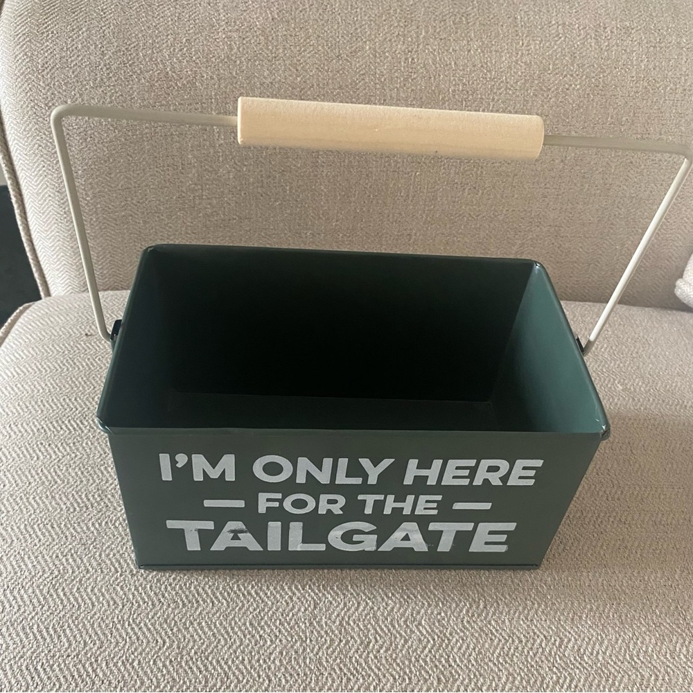 Tailgate Caddy